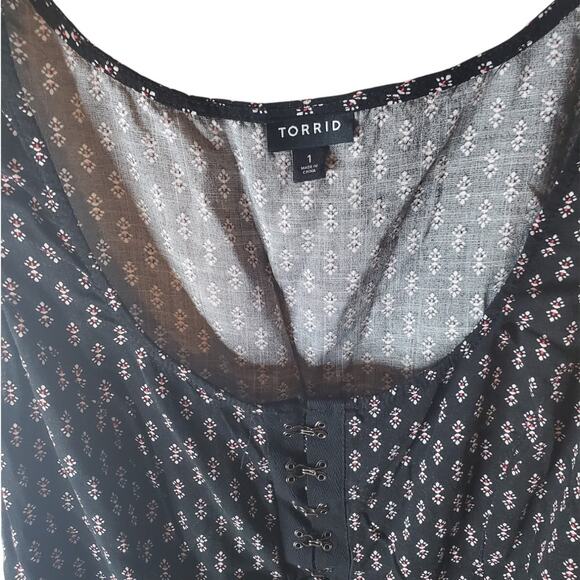 Torrid Fit and Flare Rayon Sleeveless Top, 1X - Picture 2 of 6